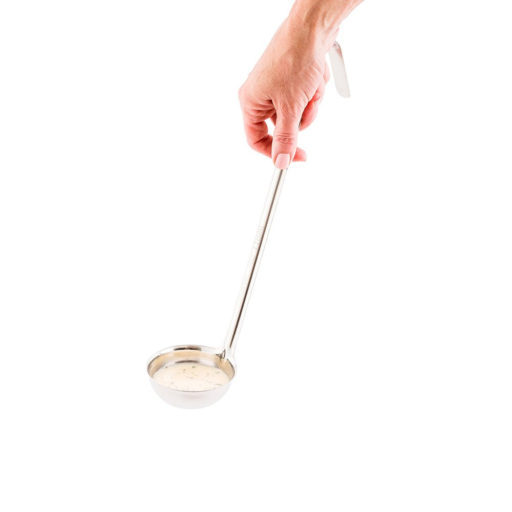 Restaurantware 16 oz Stainless Steel Serving Ladle