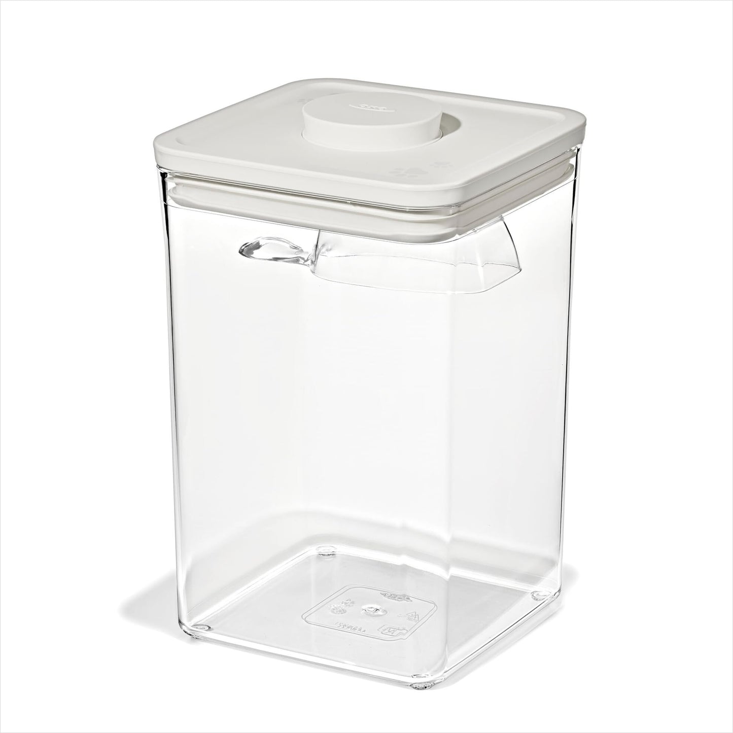 OXO Good Grips Pet POP Container – 6.0 Qt/5.7 L with Half Scoop, Ideal for up to 6.5lbs of Dog Food or 4.5lbs of Cat Food, Airtight Dog and Cat Food Storage Container, BPA Free, Clear