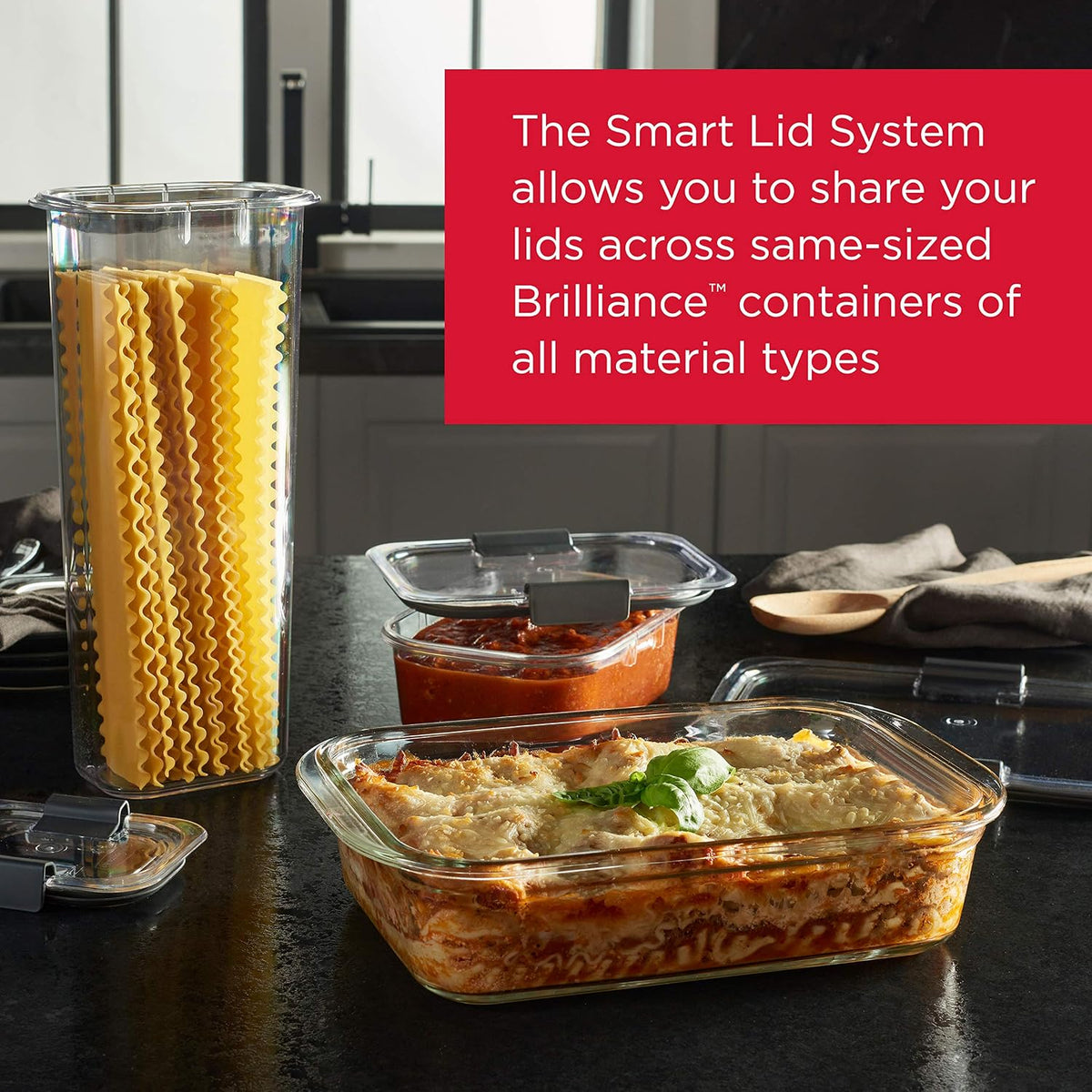 Rubbermaid Brilliance Glass Storage 4.7-Cup Food Containers with Lids Set of 3 Clear